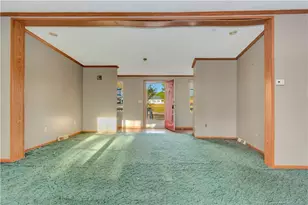 211 Lewis St, Bladenboro, NC 28320 - Photo 7