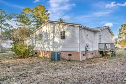211 Lewis Street, Bladenboro, NC 28320 - Photo 25