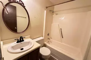 5136 Double Oaks Dr, Fayetteville, NC 28306 - Photo 19