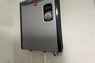 705 Eva Cir, Spring Lake, NC 28390 - Photo 9