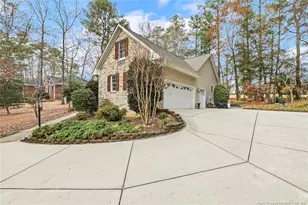 577 Broadmoor Ct, Sanford, NC 27332 - Photo 7