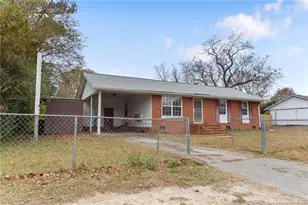 2703 E Brinkley Dr N, Spring Lake, NC 28390 - Photo 3