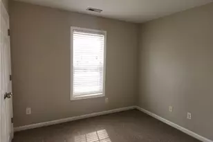 2148 Yellowbrick Rd, Fayetteville, NC 28314 - Photo 9