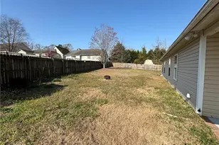 7819 Rosewood Ave, Fayetteville, NC 28314 - Photo 5