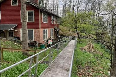 1555 Gilliam Mountain Road, Hendersonville, NC 28792 - Photo 3