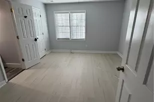 4823 Pinedale Blvd, Lumberton, NC 28358 - Photo 11