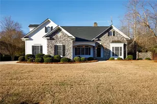 4341 Ferncreek Dr, Fayetteville, NC 28314 - Photo 1