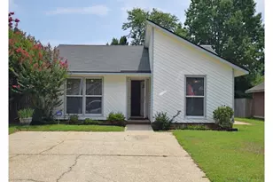 7060 Candlewood Dr, Fayetteville, NC 28314 - Photo 1