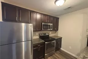 2607 Gardner Park Dr, Fayetteville, NC 28304 - Photo 9