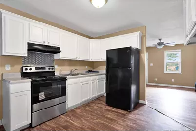 6507 Amanda Circle, Fayetteville, NC 28304 - Photo 9