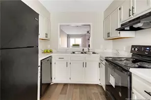 5940 Laguna Dr, Fayetteville, NC 28314 - Photo 11