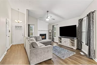 4322 Bridge Street, Hope Mills, NC 28348 - Photo 7