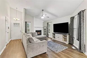 4322 Bridge St, Hope Mills, NC 28348 - Photo 7