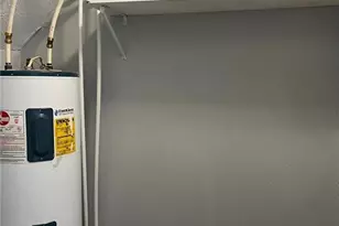 5725 Aftonshire Dr, Fayetteville, NC 28304 - Photo 7