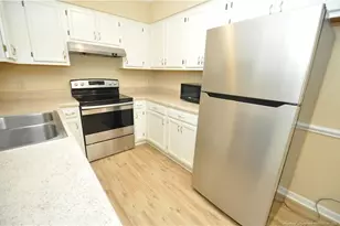 1004 Oak Lake Ct, Raleigh, NC 27606 - Photo 17