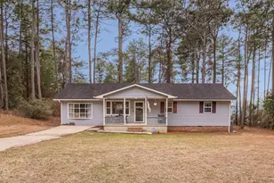 104 Haines Ct, Southern Pines, NC 28387 - Photo 1