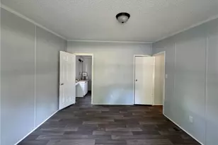 511 Inverary Dr, Raeford, NC 28376 - Photo 17