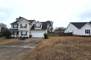 60 Camden Ct, Sanford, NC 27332 - Photo 3