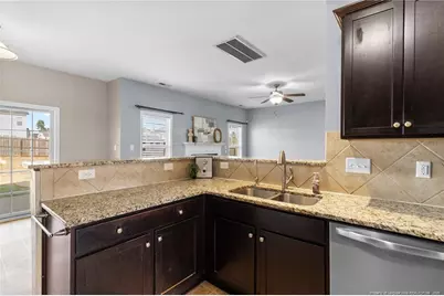 955 Ronald Reagan Drive, Fayetteville, NC 28311 - Photo 17