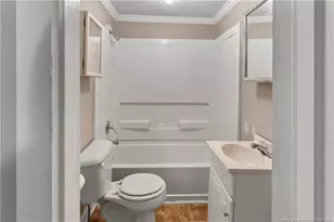 1406 Edgecombe Ave, Fayetteville, NC 28301 - Photo 9