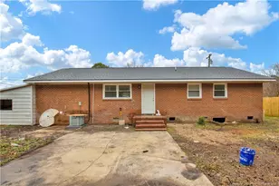 2304 W Brinkley Dr, Spring Lake, NC 28390 - Photo 19