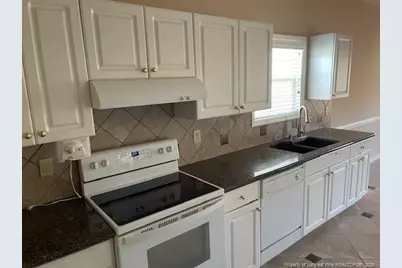 504 Bramblegate Road, Hope Mills, NC 28348 - Photo 5