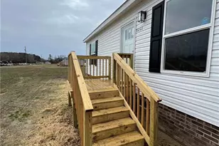 9640 S Chicken Rd, Fairmont, NC 28340 - Photo 29