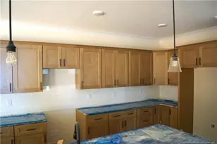 1486 Kentucky Ave, Sanford, NC 27332 - Photo 7