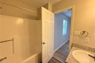 4924 Camden Rd, Hope Mills, NC 28348 - Photo 11