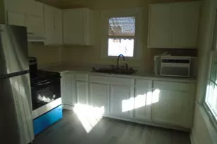 310 Hawthorne Rd, Fayetteville, NC 28301 - Photo 7