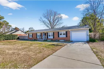 1083 Strickland Bridge Road, Fayetteville, NC 28304 - Photo 17