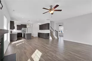 3850 Standardbred Dr, Hope Mills, NC 28348 - Photo 7