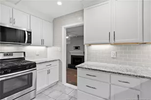 1521 Berkshire Rd, Fayetteville, NC 28304 - Photo 13