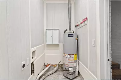 1521 Berkshire Road, Fayetteville, NC 28304 - Photo 17