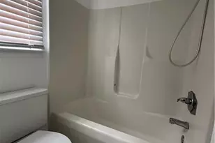 1986 Christopher Way, Fayetteville, NC 28303 - Photo 15