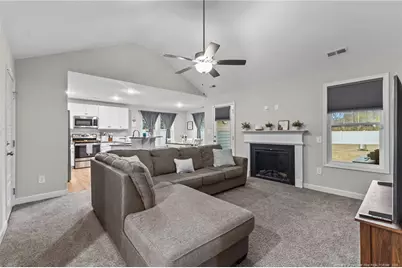 72 Magnolia Street, Parkton, NC 28371 - Photo 7