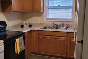 206 Side St, Lumberton, NC 28358 - Photo 9