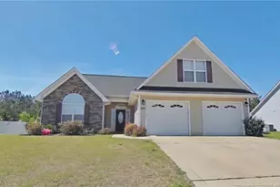 472 Collinwood Dr, Raeford, NC 28376 - Photo 1