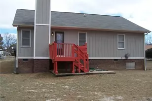 6836 Winthrop Dr, Fayetteville, NC 28311 - Photo 15