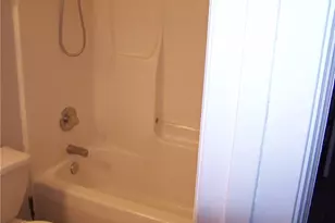 6836 Winthrop Dr, Fayetteville, NC 28311 - Photo 7