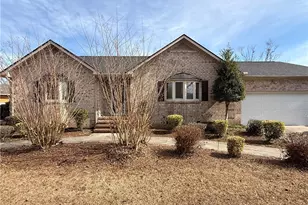 848 Castleberry Ct, Vass, NC 28394 - Photo 1