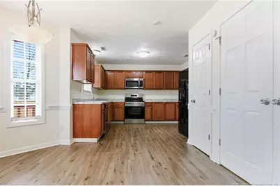 5617 Thackeray Drive, Fayetteville, NC 28306 - Photo 9