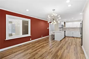 402 Thorncliff Dr, Fayetteville, NC 28303 - Photo 9