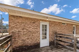 812 N Jackson St, Raeford, NC 28376 - Photo 33