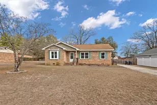 812 N Jackson St, Raeford, NC 28376 - Photo 3