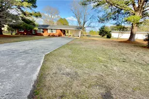 5309 Tobacco Rd, Orrum, NC 28369 - Photo 25