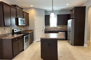 2149 Heathcote Dr, Fayetteville, NC 28314 - Photo 9