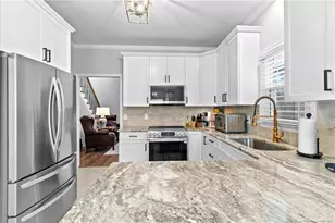 8422 Foxtrail Dr, Fayetteville, NC 28311 - Photo 9