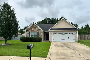 654 Hogart St, Raeford, NC 28376 - Photo 21