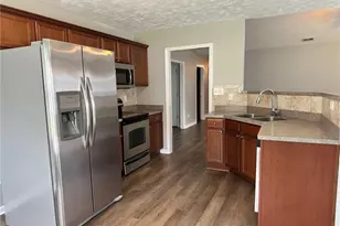 654 Hogart St, Raeford, NC 28376 - Photo 7